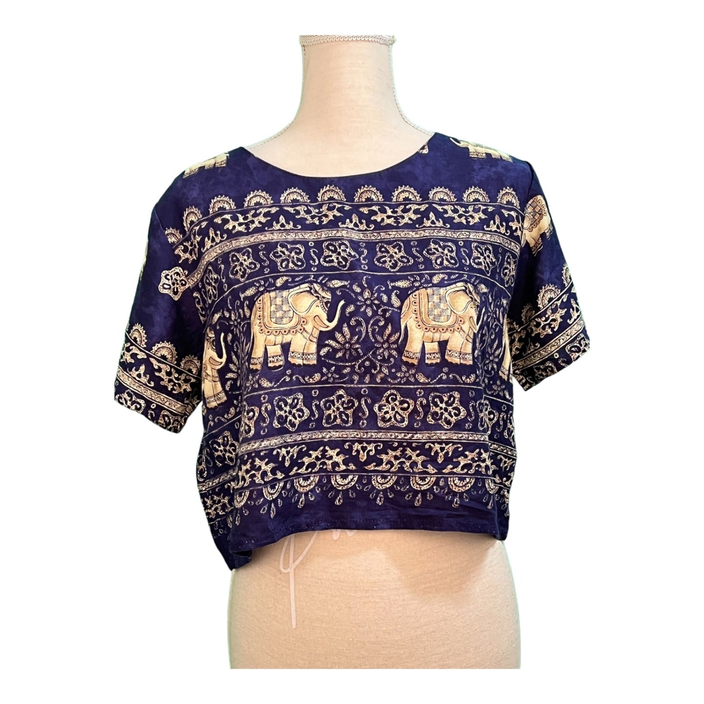 Vintage Shirt In 36 38 40 tragbar Blau mit beigen Muster