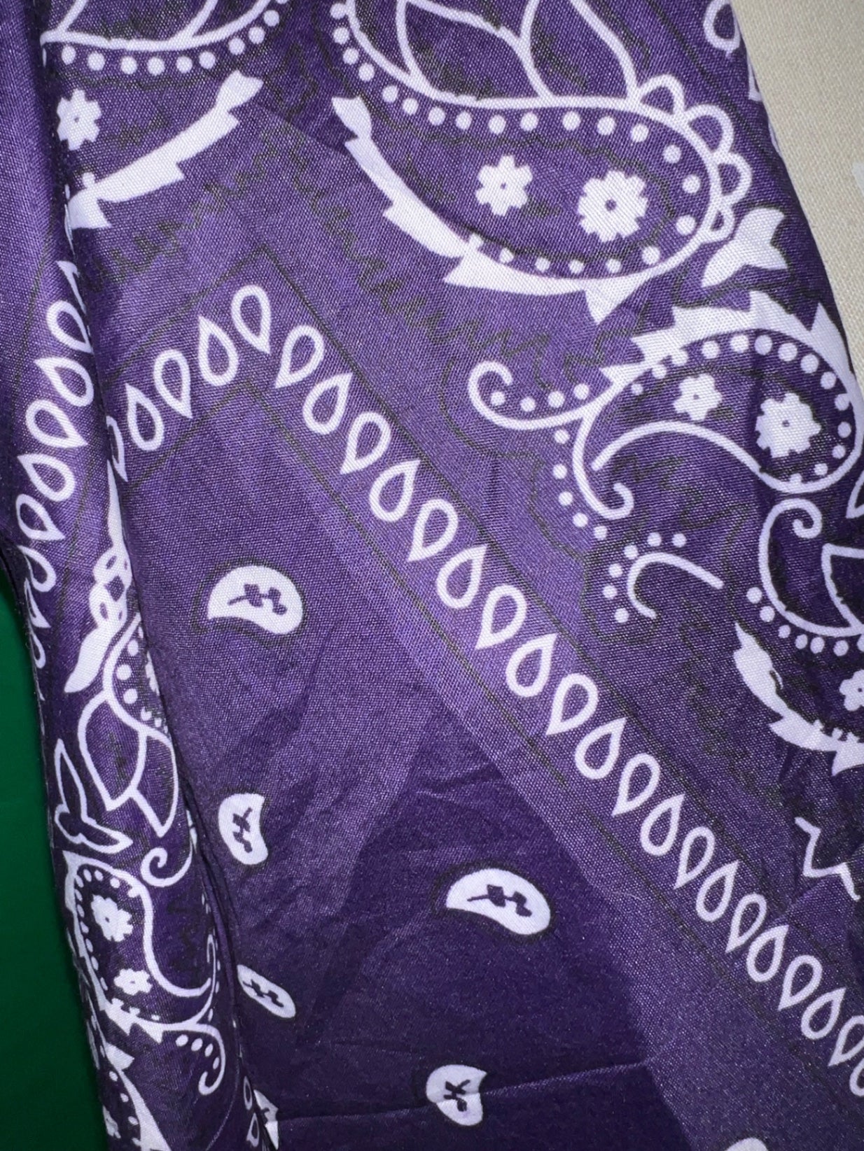 Vintage Tuch Mittel ,ca. 50 mal 50 cm Lila