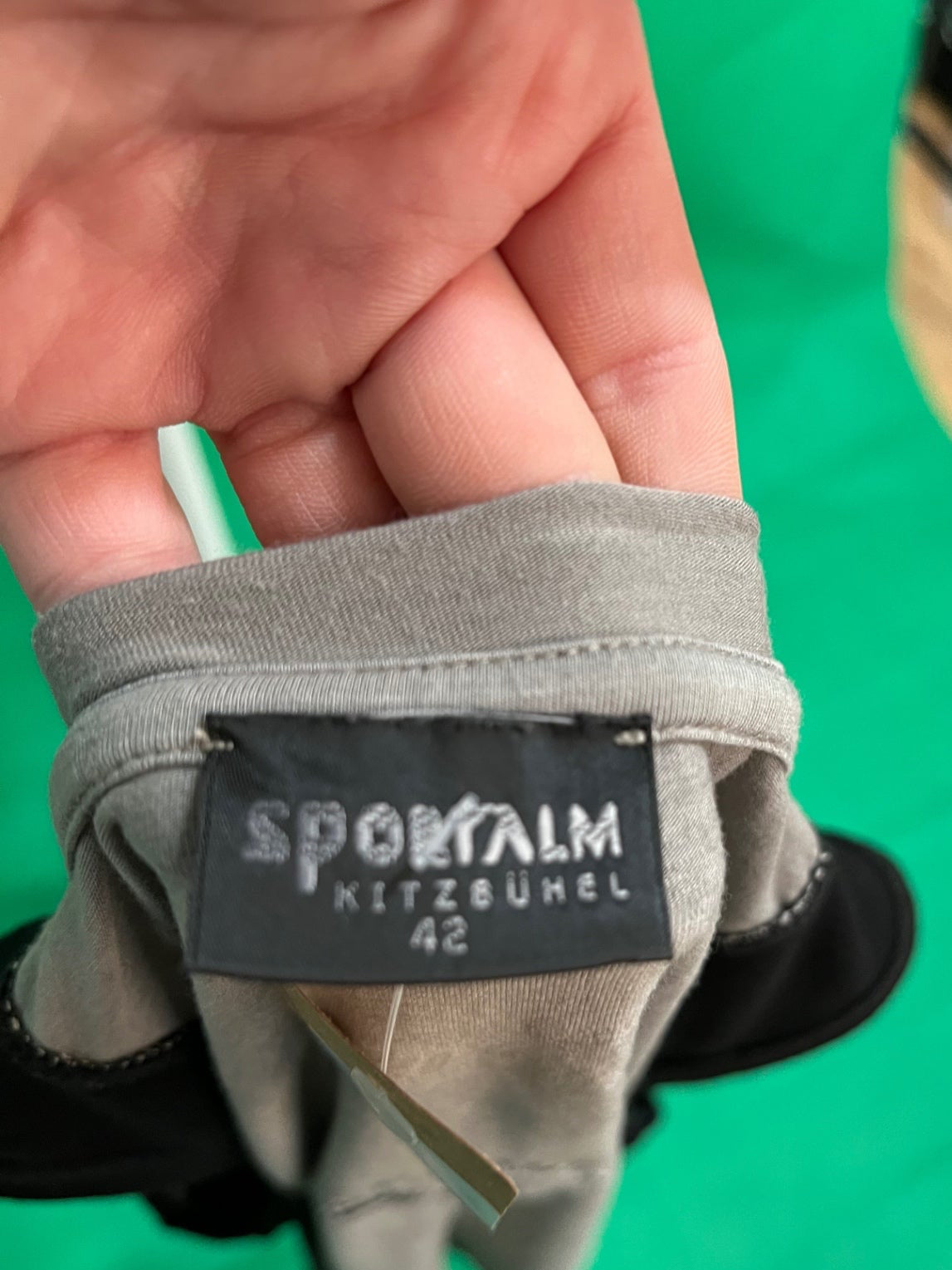 Sportalm Top 42 L Schwarz mit gemustertem Einsatz