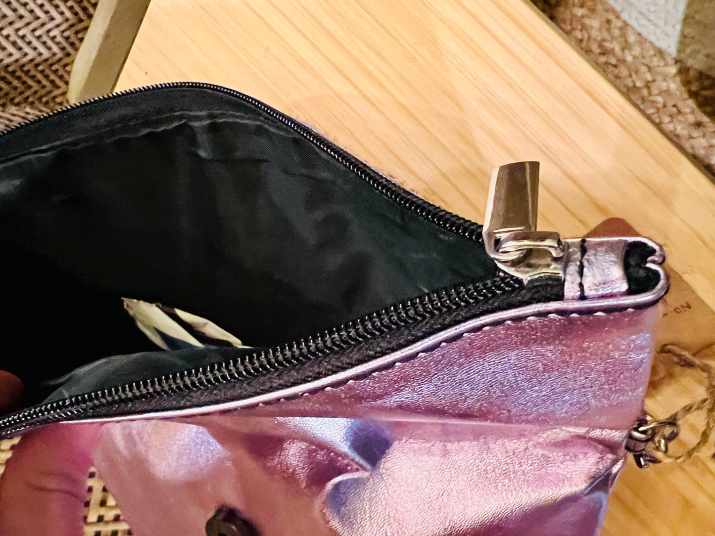 Clutch 25 x 18 cm Lila Holo Metallic