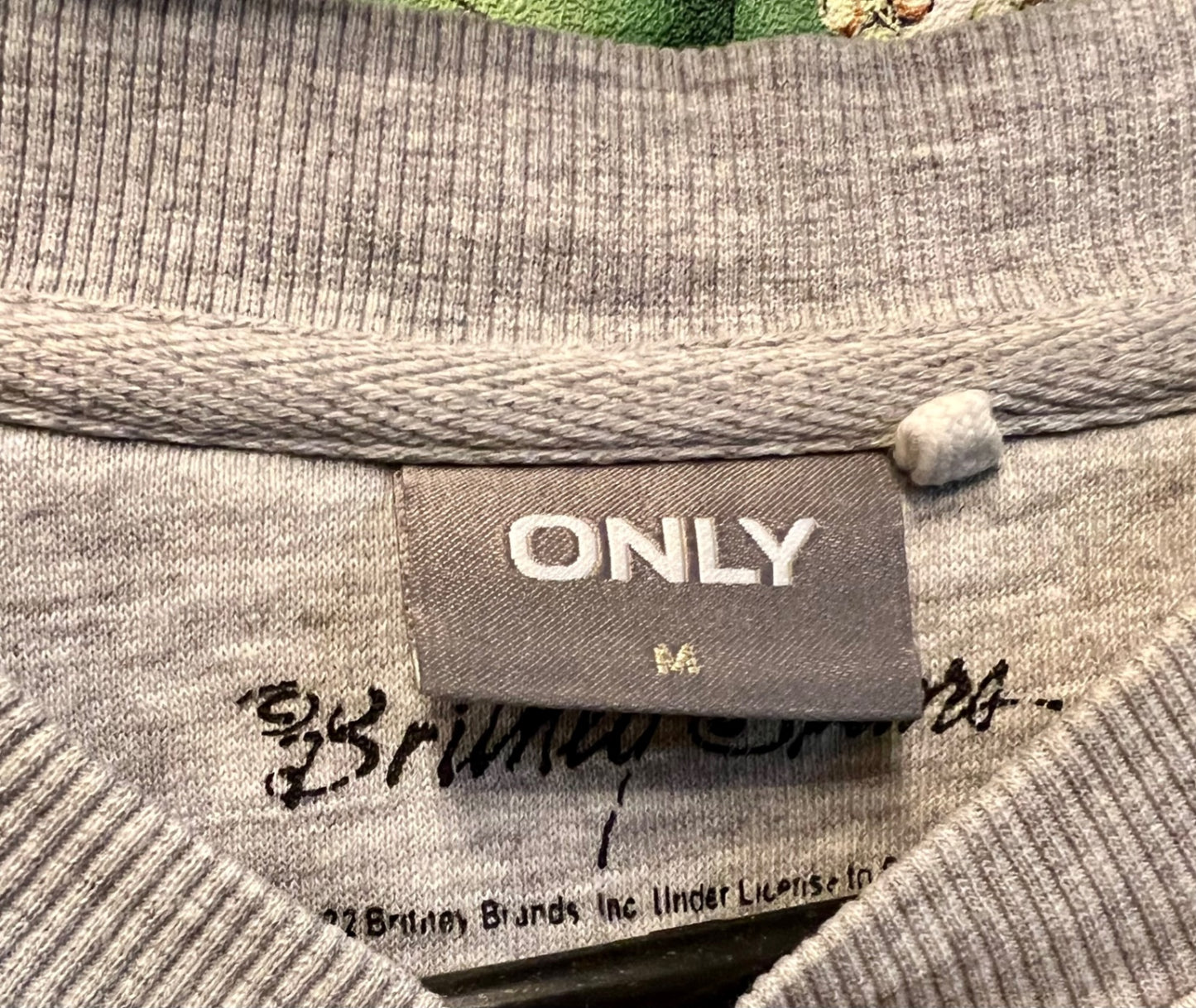 Only Britney Spears Sweatshirt M Grau Stronger Rückenprint