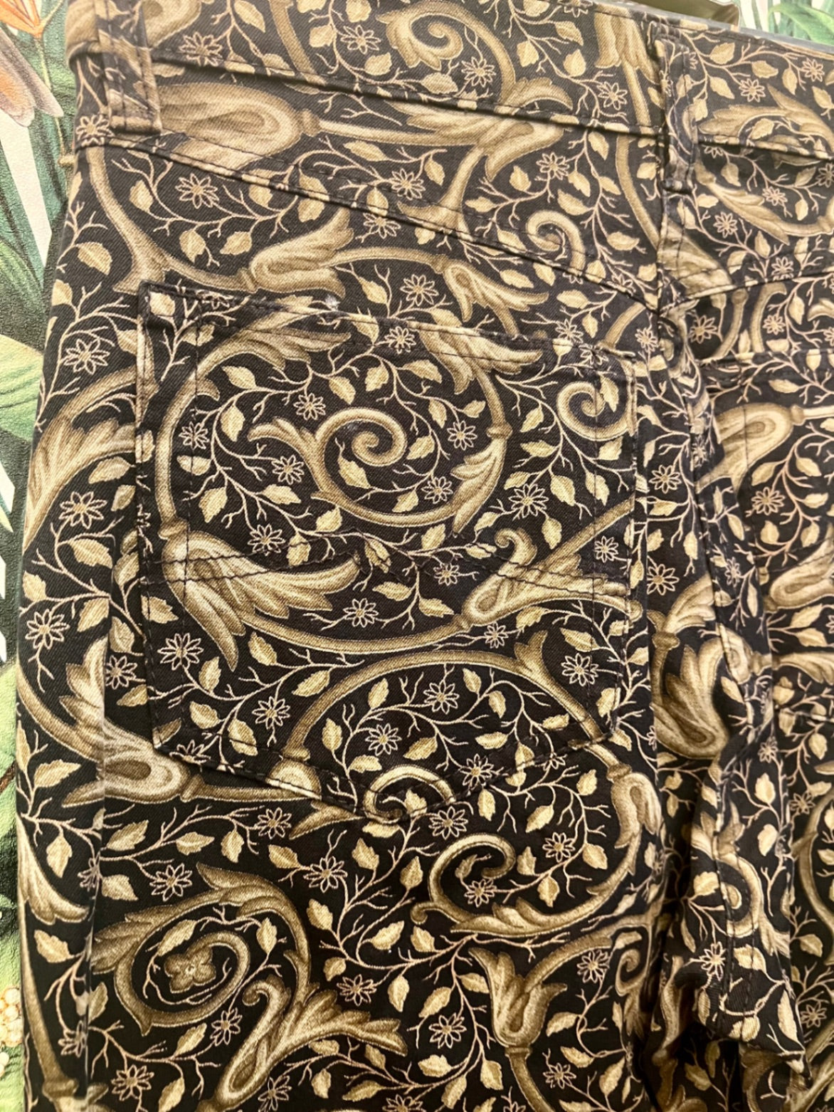 MAC Hose 36 S Schwarz mit Muster floral braun