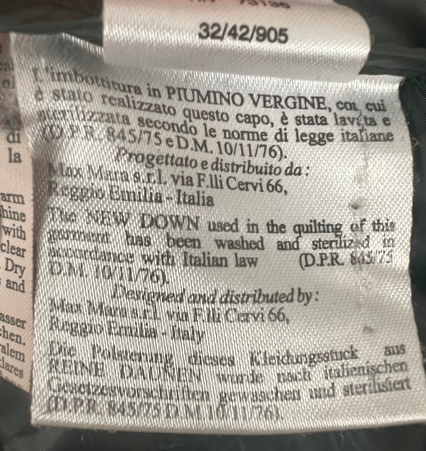 Max Mara Daunenjacke 100 % Daune Schwarz Gr. 36 / IT 40 – Tailliert & Elegant