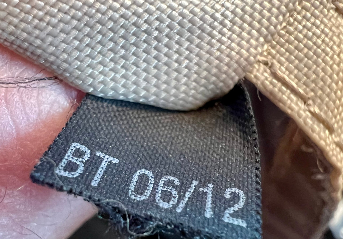 Vintage Bogner Nylon Tasche Olivgrün Leder 25x17 cm 90s y2k