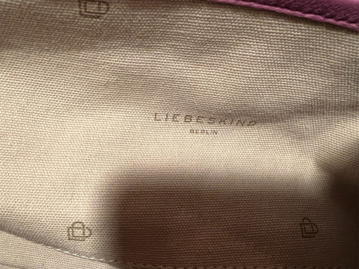 Liebeskind Berlin Ledertasche Helllila – hochwertiges Leder, abnehmbarer Schulterriemen, Top Zustand