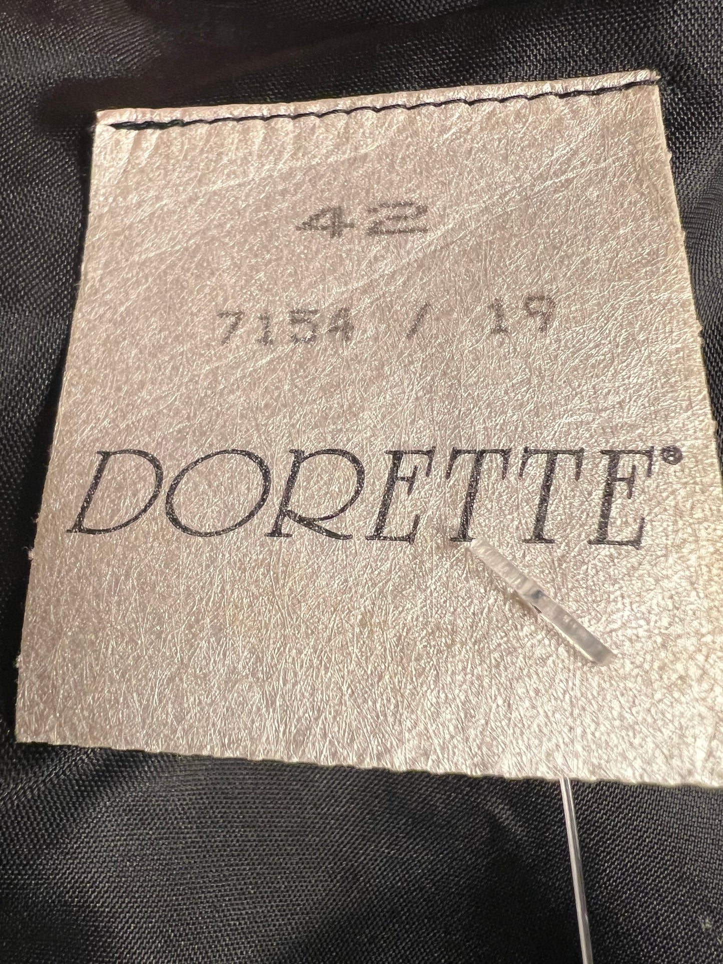 Vintage Samt Blazer 80s Power Shoulder schwarz – Statement Puffärmel – Dorette – Gr. 38–42