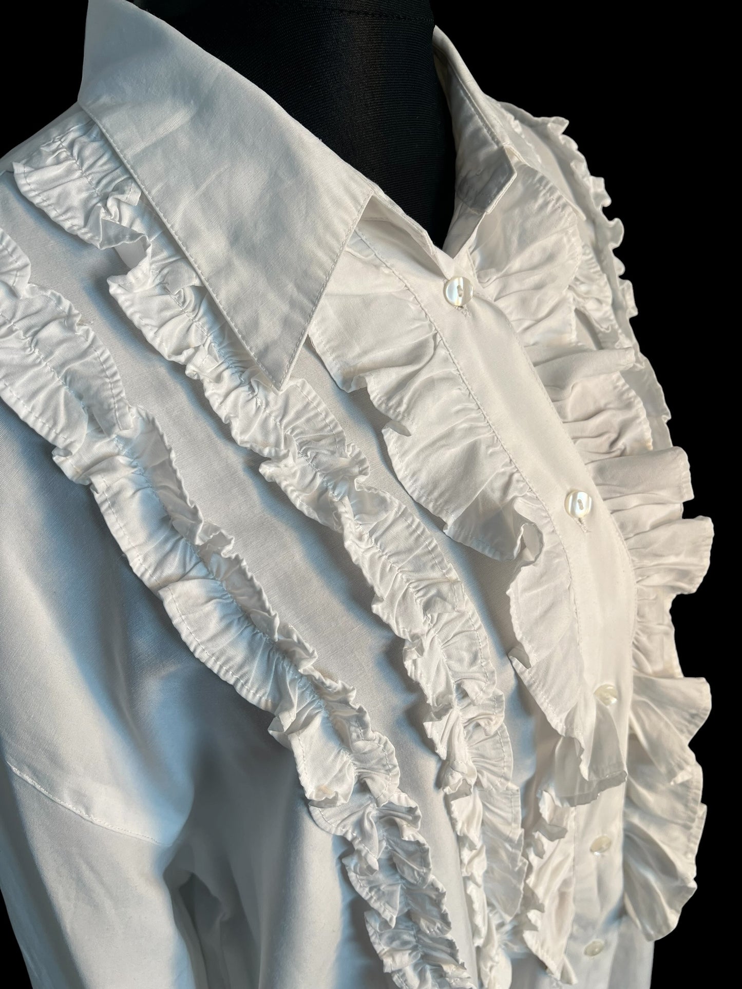 Sara's Choice: Vintage Bluse Rüschen weiss | Gr. 44 46 XL | Dark Alternative