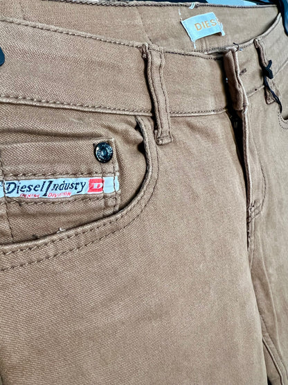 Diesel Jeans W28 Braun Made in Italy Slim Straight Y2K Vintage Rehbraun Denim Low Waist Gr S M 36 38