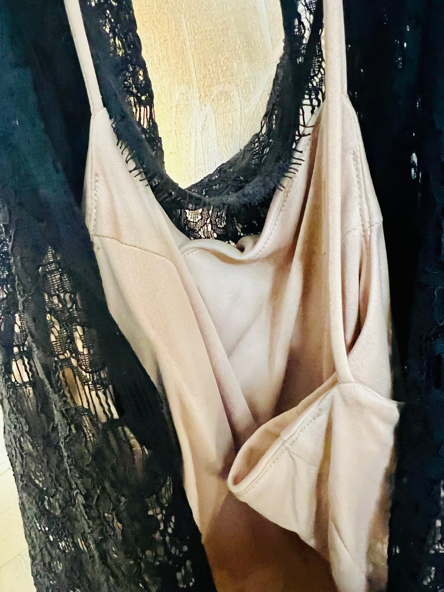 Betsy & Adam festliches Kleid Gr. 42 (US 14) – Spitze & Tüll – A-Linie – Schwarz/Nude – Abendkleid Cocktailkleid