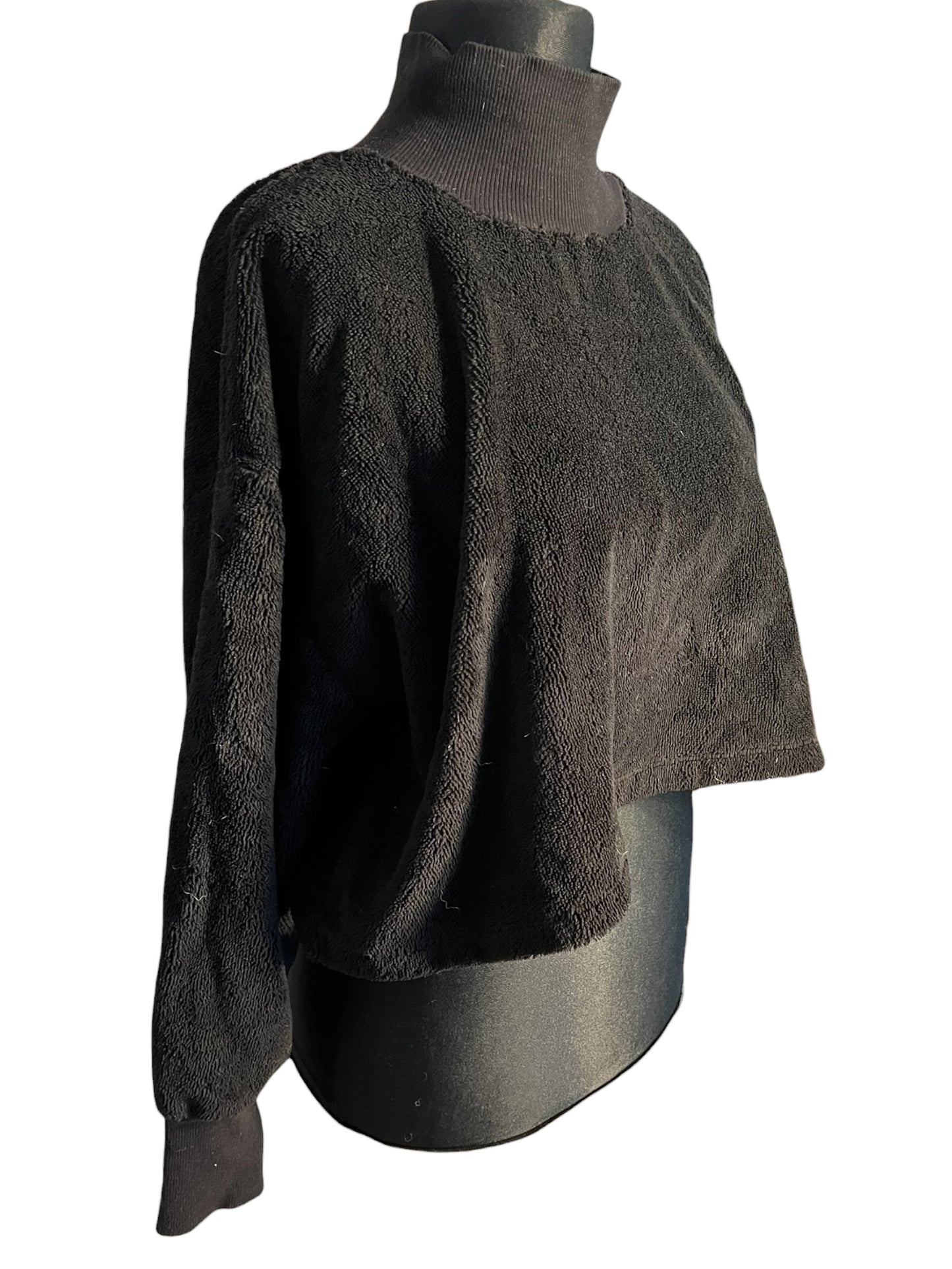 Sara's Choice: Internet Doll Teddy Fleece Cropped Pullover schwarz Gr 40 42 44 Oversize Fit XL – Dark Alternative
