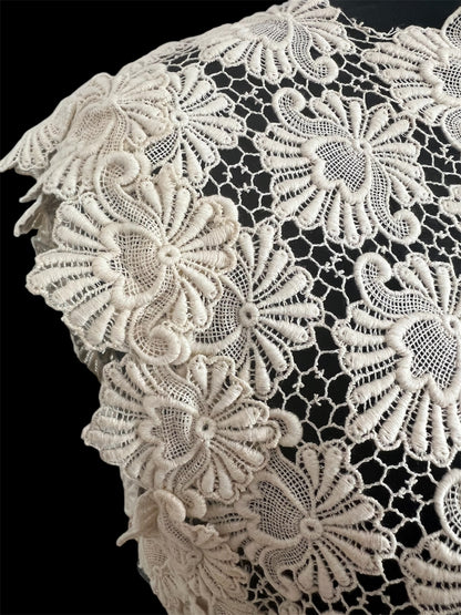 Vintage Spitzen-Top 38 M Ivory 80s Handmade Unikat mit Schulterpolstern Bluse