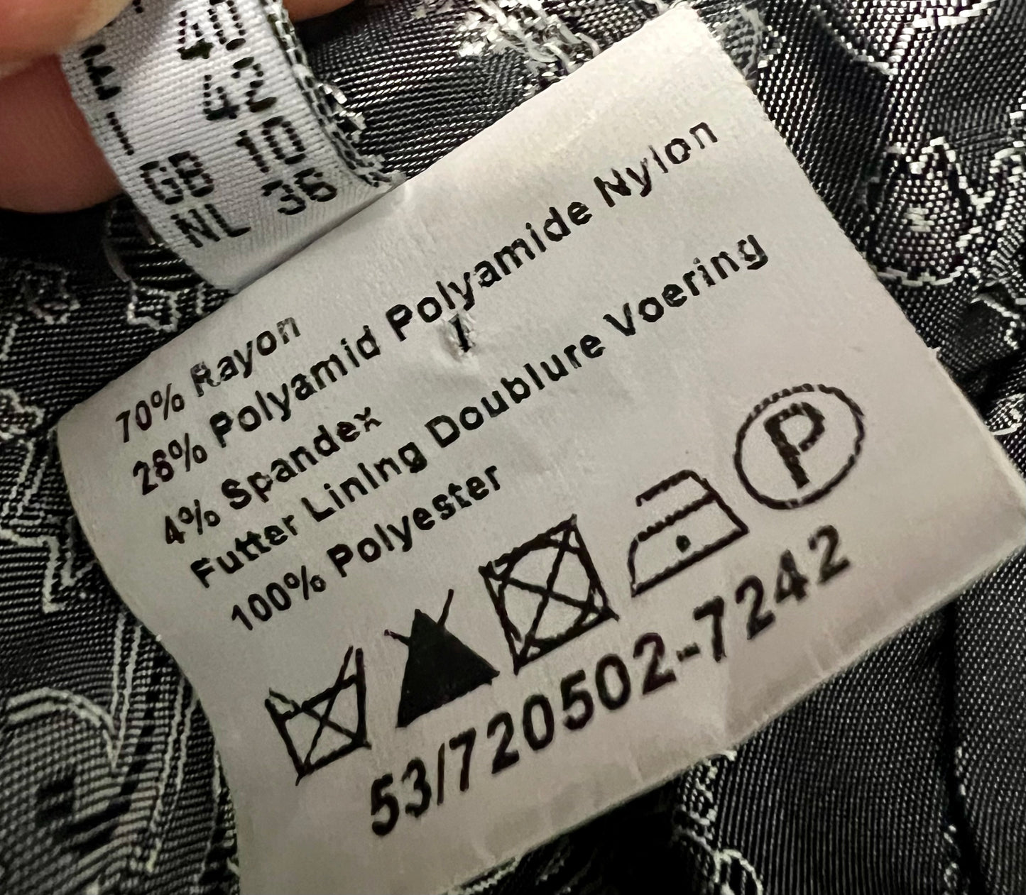 Edgy Bikerjacke / Blazer Gr. 36 - 38 | Schwarz | Silber‑Nieten & Reißverschlüsse | Rockig