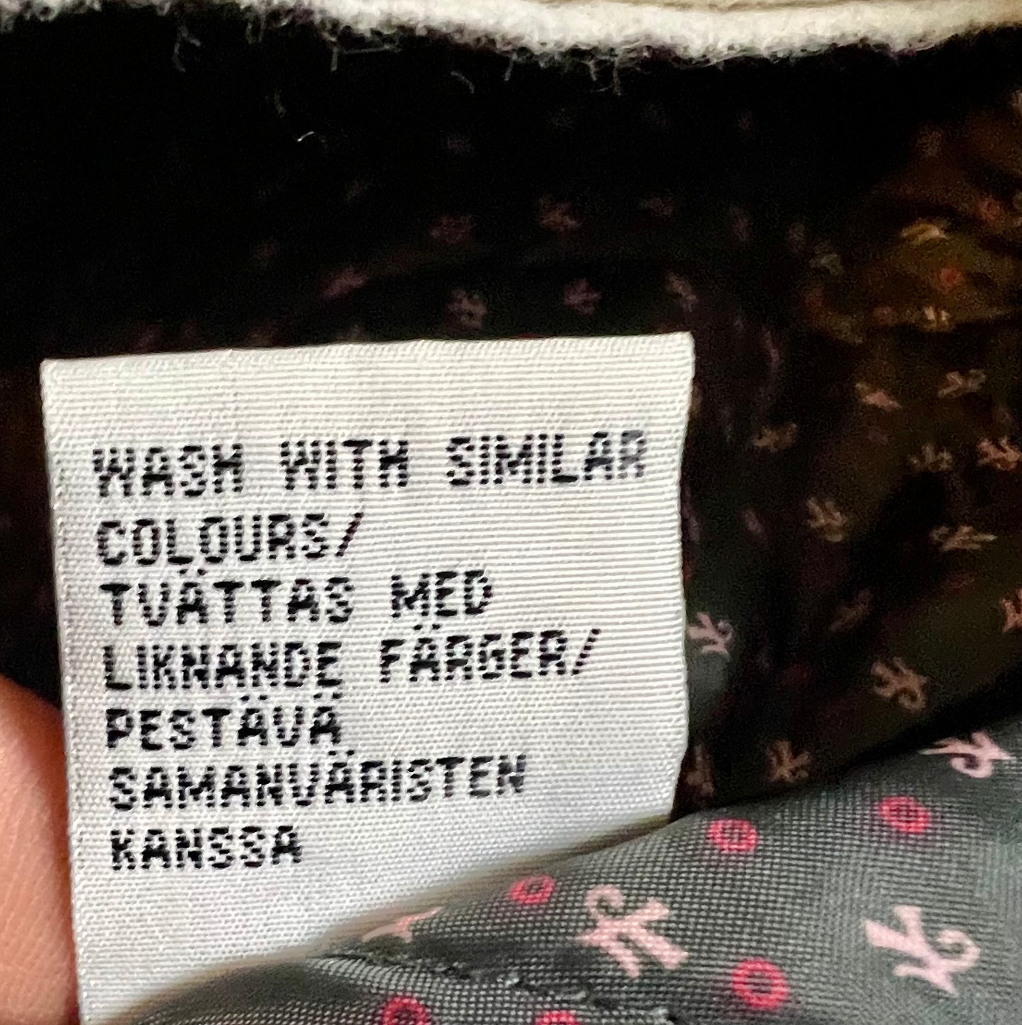 Vintage Y2K Trenchcoat M Schwarz/Grau kariert • Gestepptes Futter • Taillengürtel • EastWest