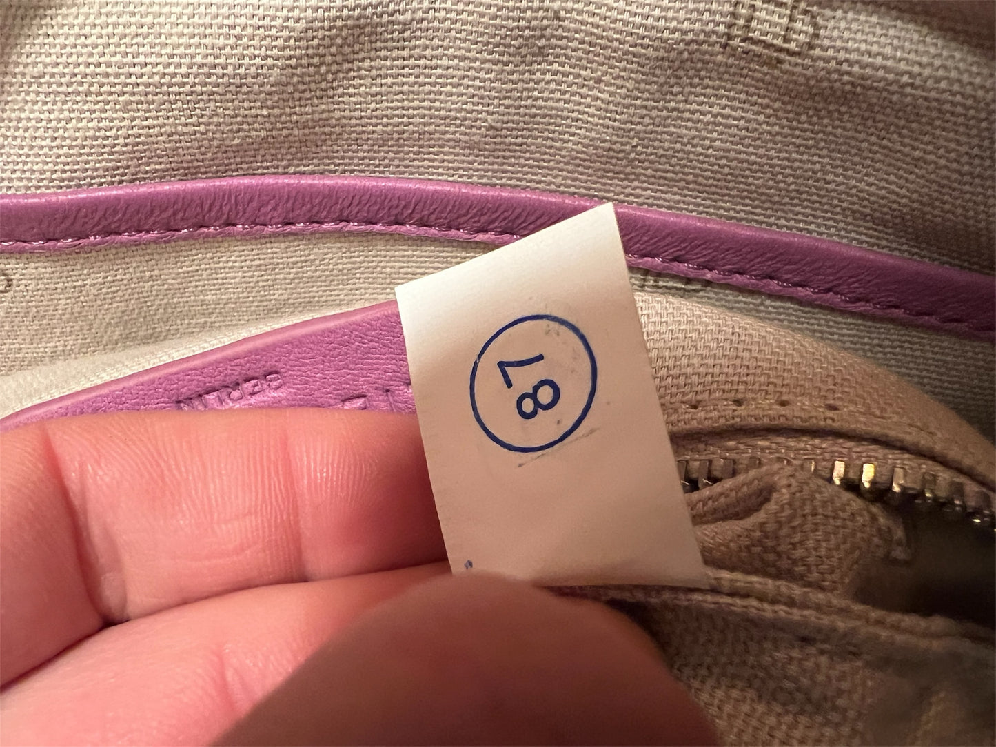 Liebeskind Berlin Ledertasche Helllila – hochwertiges Leder, abnehmbarer Schulterriemen, Top Zustand