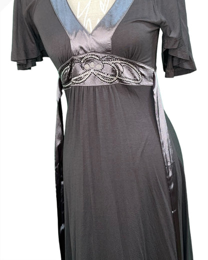 Kleid 34 Grau mit Strass Verzierung