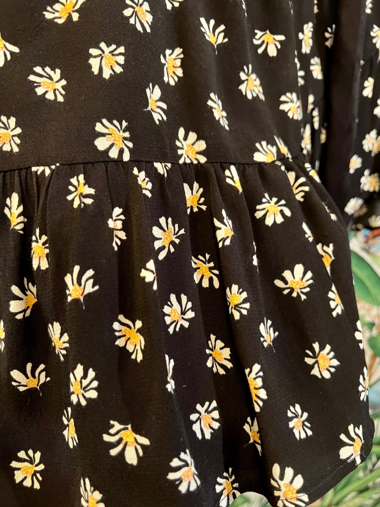 Oui Midi Rock S / M Schwarz mit Blumenmuster