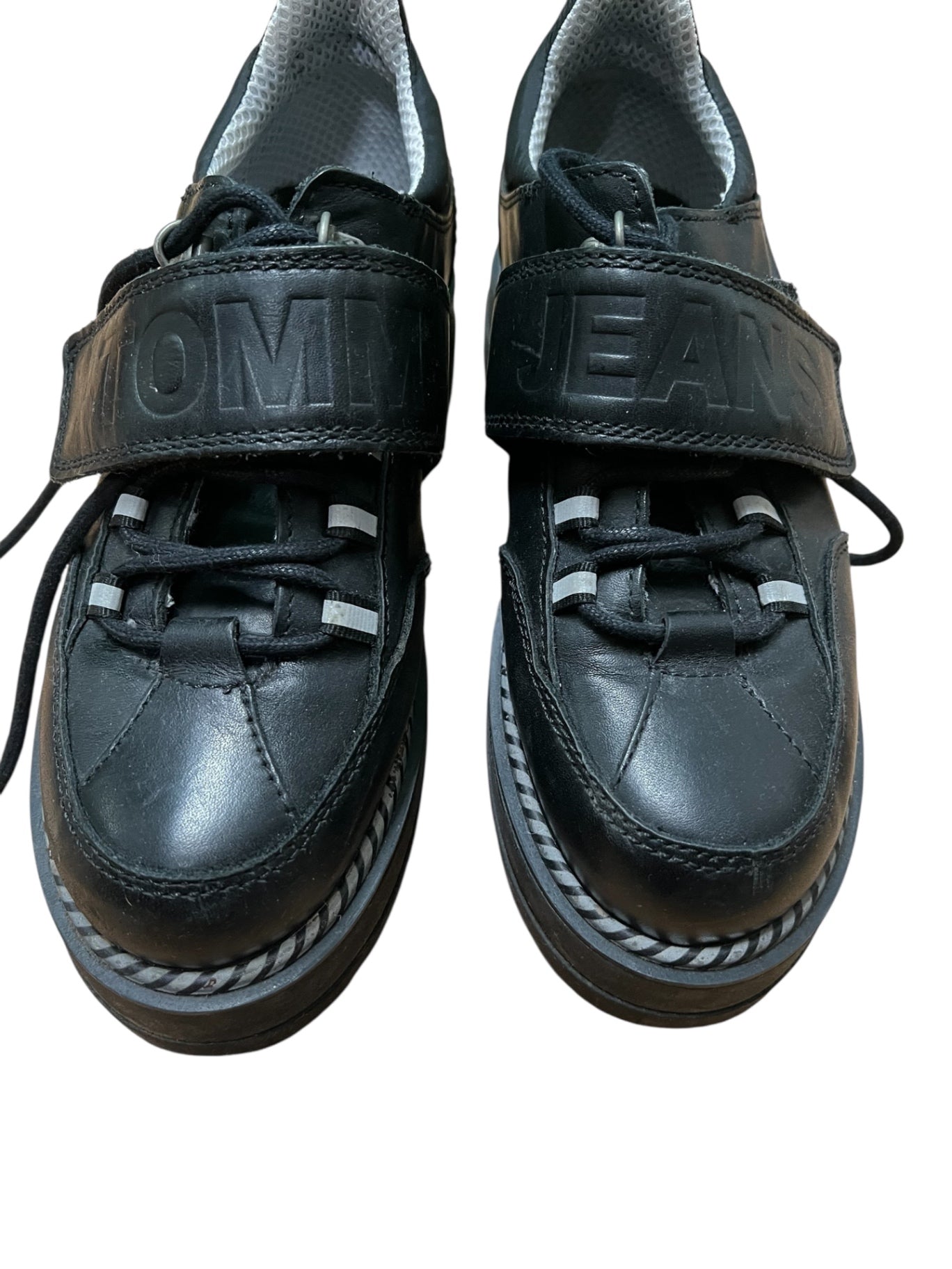 Tommy Hilfiger Schuhe 39 Schwarz