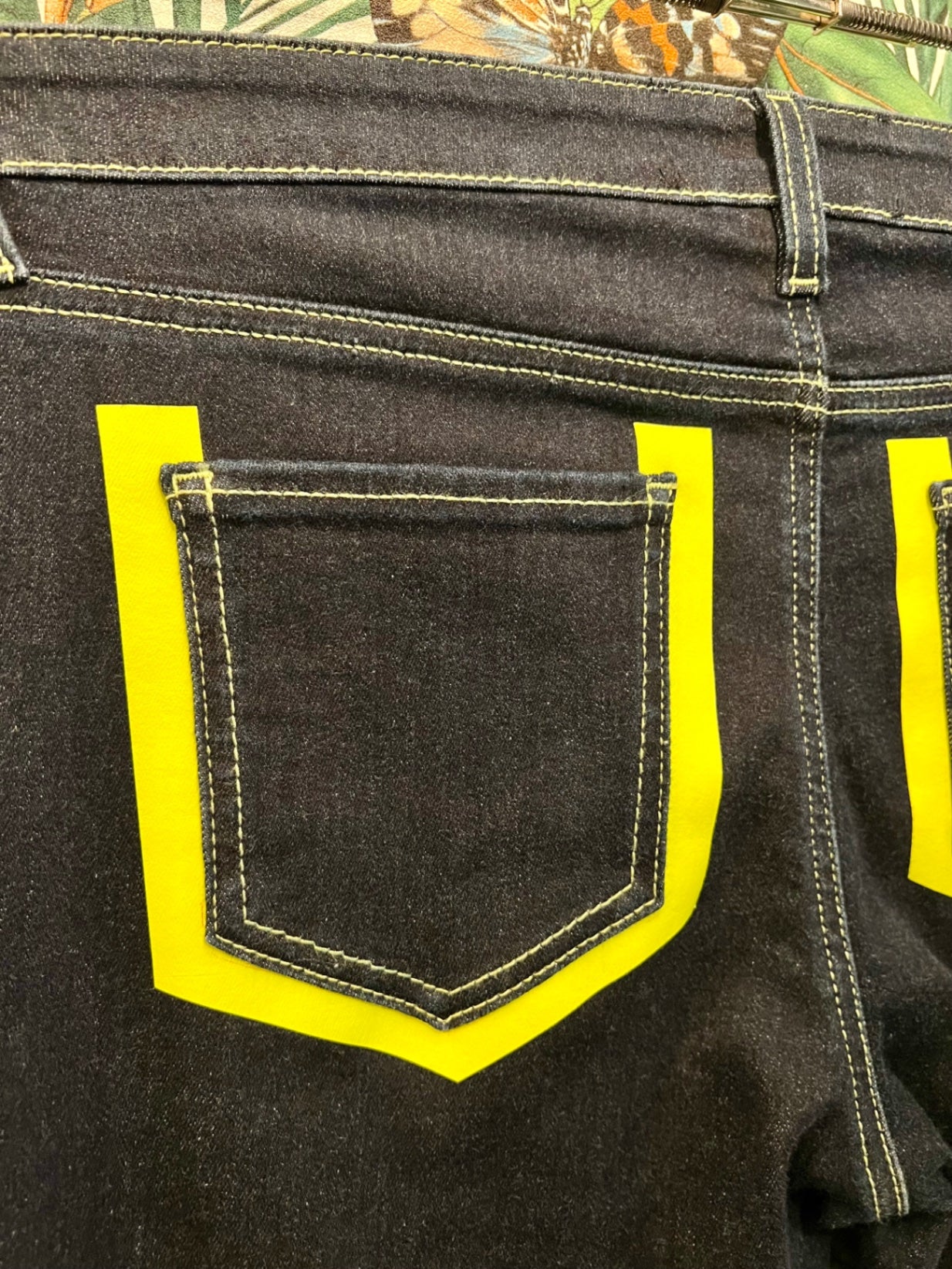 Love Moschino Jeans W 30 M Dunkelblau Neongelb