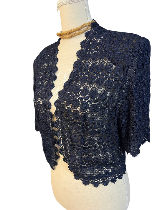 Vintage Spitzen Bolero dunkelblau – 90s Y2K Lace Jäckchen – Italien – Gr. 38/40