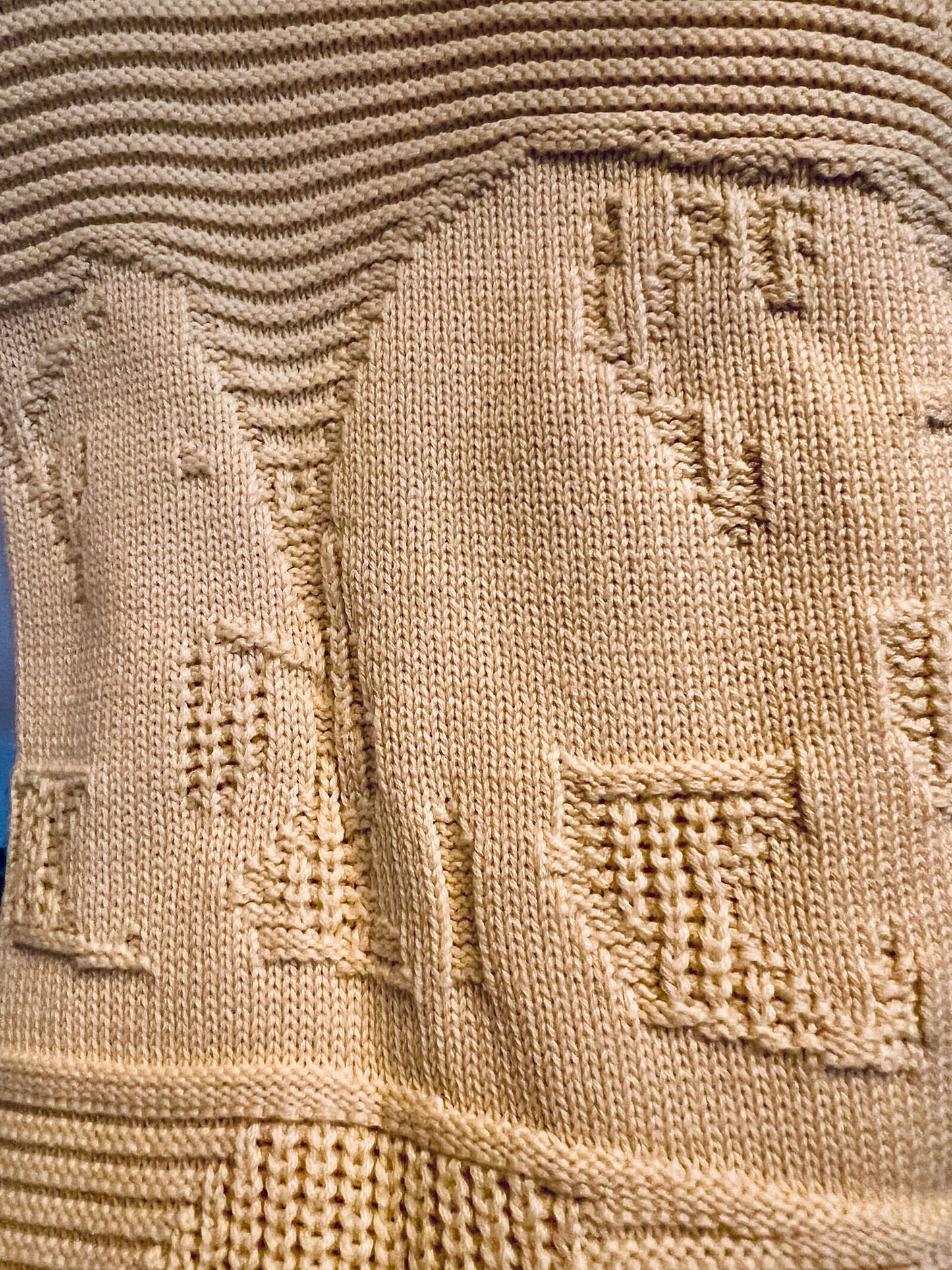 Vintage Carlo Colucci Pullover L/XL – Made in West Germany, Elefanten Motiv, Vanille 80s