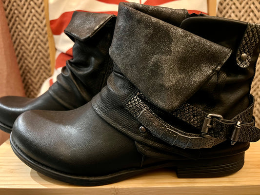Bike Boots Schwarz • Veganes Leder • Gr. 42 • Top Zustand wie neu
