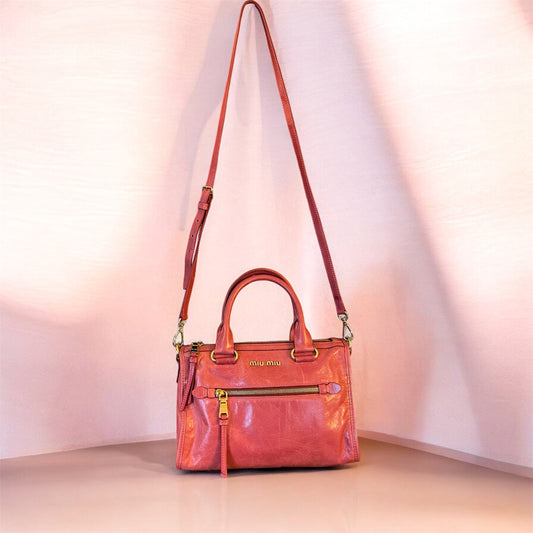 Miu Miu Vitello Shine Schultertasche Himbeer Peonia Leder Designer Bag Original