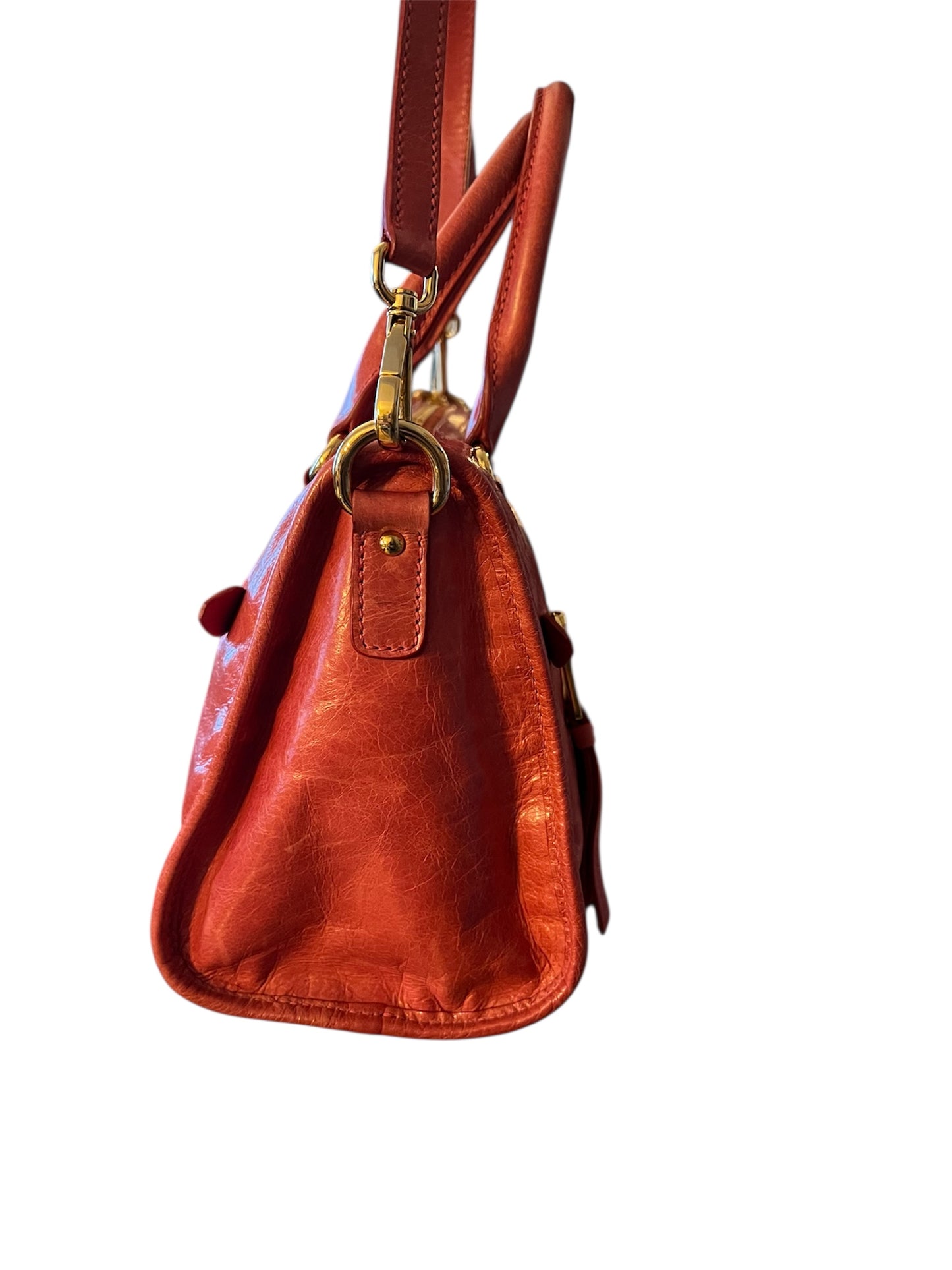 Miu Miu Vitello Shine Schultertasche Himbeer Peonia Leder Designer Bag Original