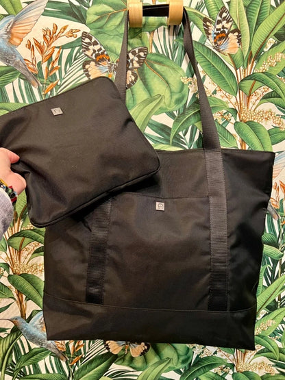 Aigner Shopper aus Nylon / Rucksackstoff Schwarz – Hochwertig + Mini - Tasche , wie neu