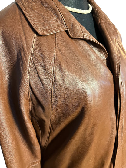 Vintage Ledermantel Cognac Braun Lang | Echtleder Mantel mit Gürtel | Gr. 40 - 42 / M 48 | 90s Retro Trench Mantel Unisex