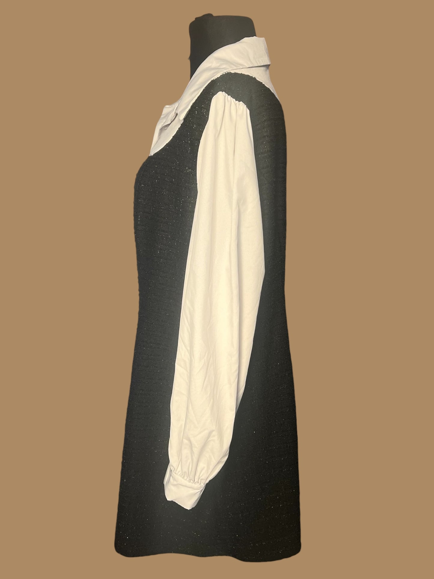 Sara's Choice: Bouclé Kleid mit Bluseneinsatz u. Knöpfe schwarz weiss | Gr. XXL 44 46 | Dark Alternative