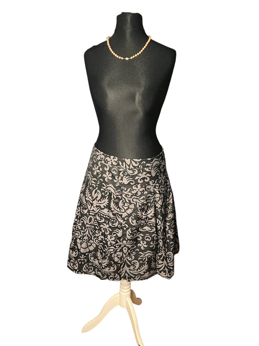 Sara's Choice: Mexx Rock Muster grau schwarz| Gr. 38 40 M | Dark Alternative