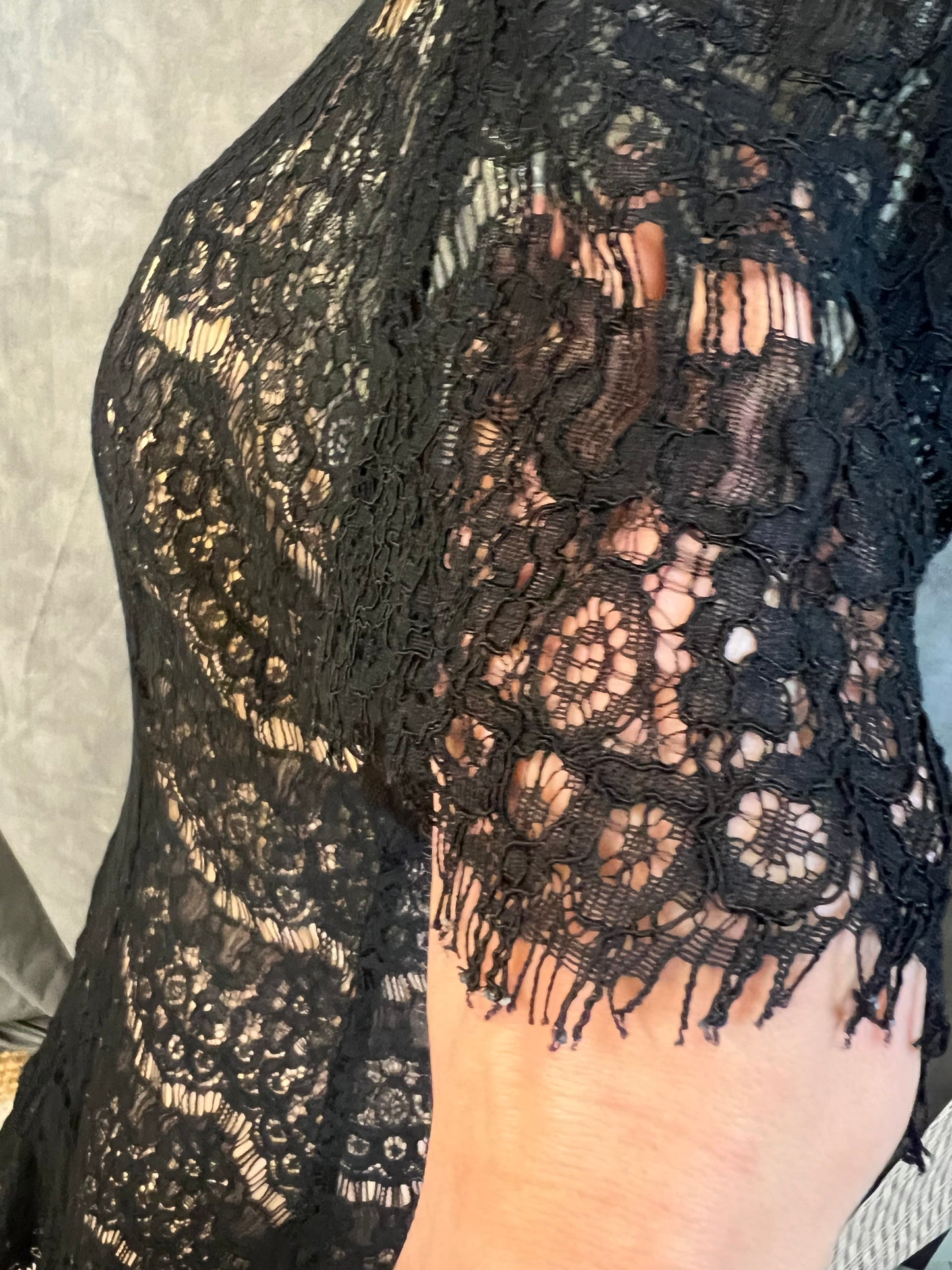 Betsy & Adam festliches Kleid Gr. 42 (US 14) – Spitze & Tüll – A-Linie – Schwarz/Nude – Abendkleid Cocktailkleid