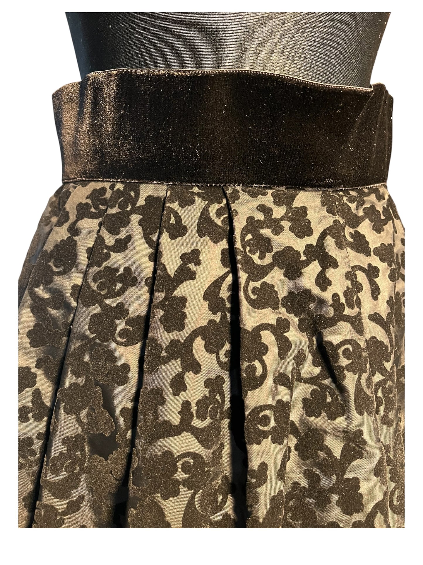 Sara's Choice: Vintage Brigitte Both Rock Samt Muster grau schwarz 50s | Gr. 38 M | Dark Alternative