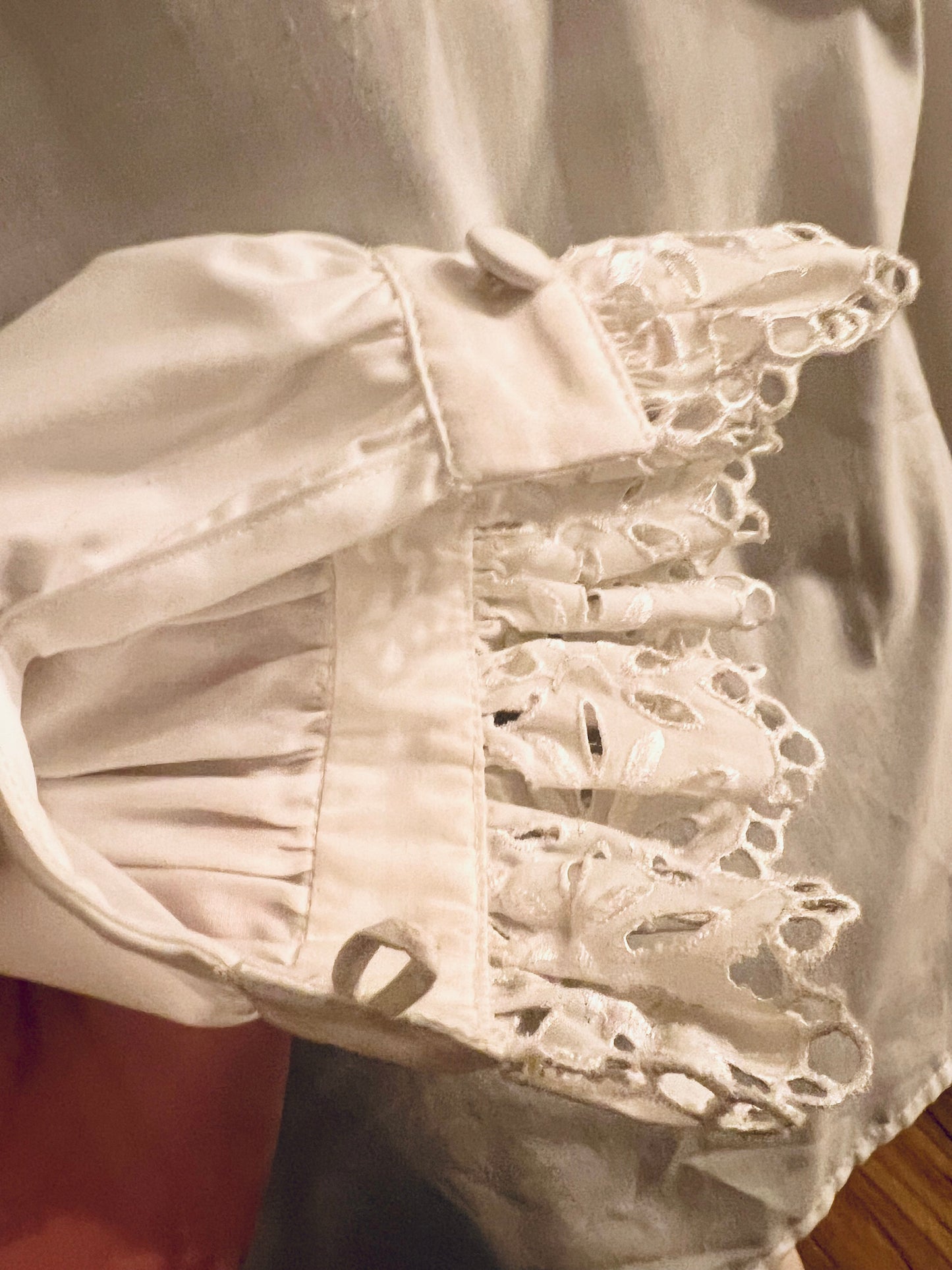 Vintage Bluse Weiß • Gr. 38- 42 • Spitze & Stoffknöpfe • 80er/90er • Gothic Dark