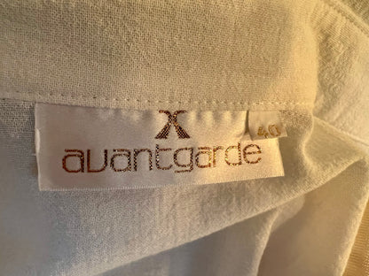 Vintage Avantgarde Bluse M 38/40 Weiß Gold Leinenmix – Boho Chic Mystic Sun Embroidery