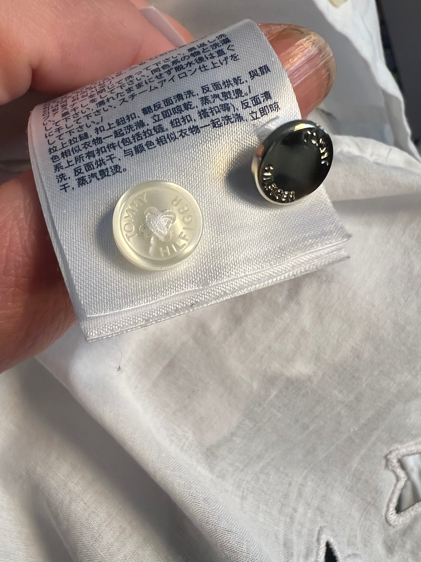Tommy Hilfiger Vintage Bluse 38 40 M L Weiß Lochmuster Goldknöpfe Y2K