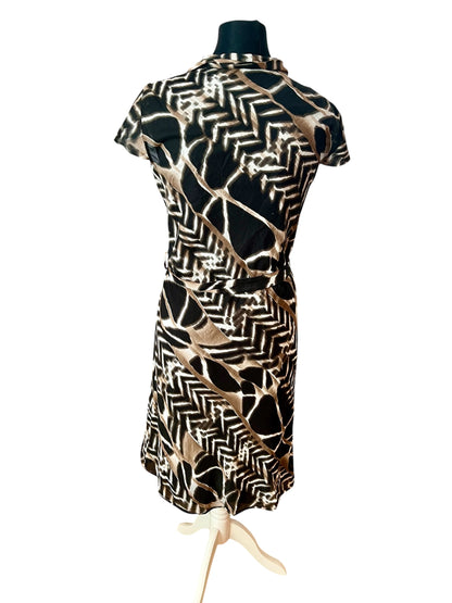 Hugo Boss Kleid Schwarz Braun Gemustert Gr M 38 40 Sommerkleid Bindegürtel Schalkragen Midi Elegant