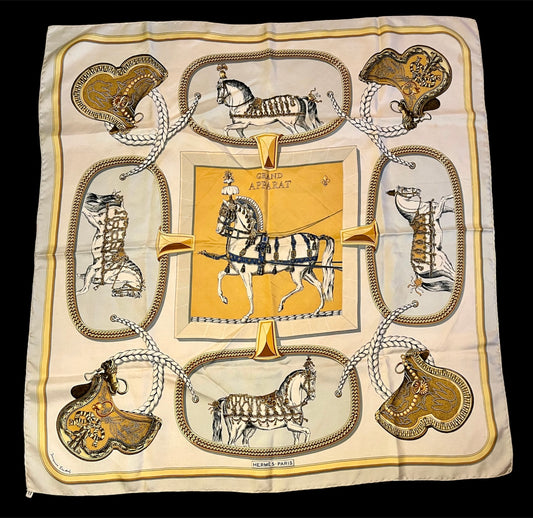 Hermès Vintage Seidentuch Grand Apparat – 100 % Seide, Pferde-Print, 85×85 cm, Designer 80s 90s