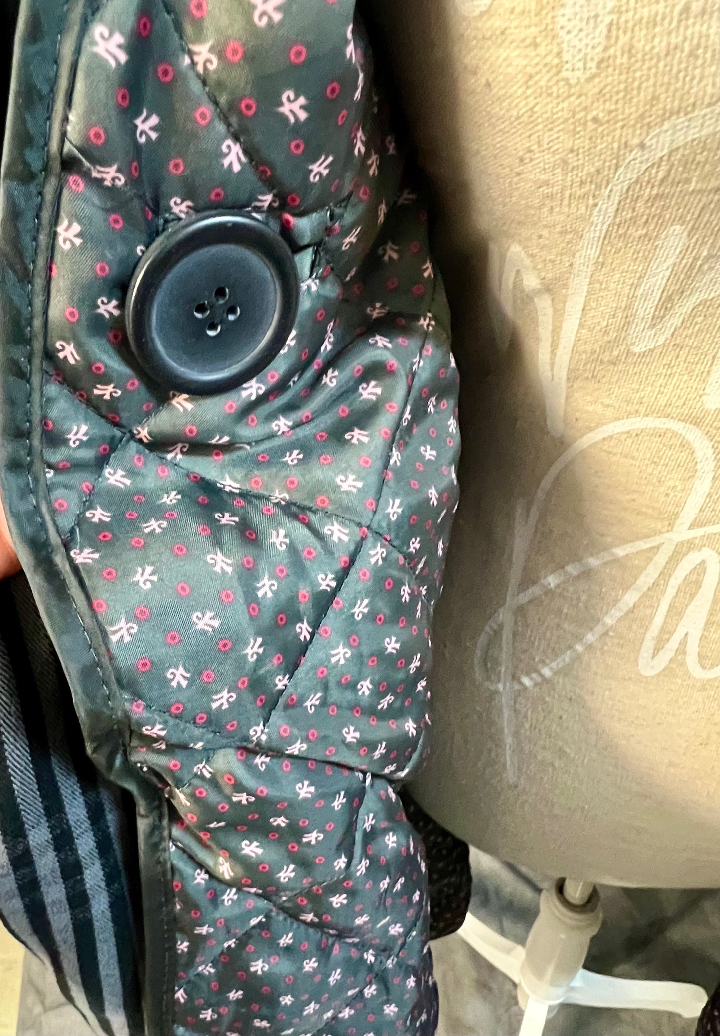 Vintage Y2K Trenchcoat M Schwarz/Grau kariert • Gestepptes Futter • Taillengürtel • EastWest