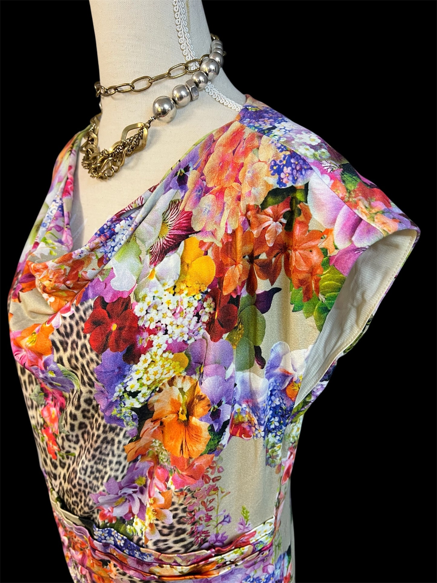 Vintage Apanage Jersey Kleid Gr 44 46 – Beige bunt Blumen & Leo Print | Waterfall Ausschnitt | Y2K