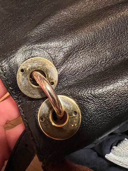 Goldpfeil Vintage Ledertasche Schwarz – Handmade in Germany, Gold‑Hardware, Top Zustand