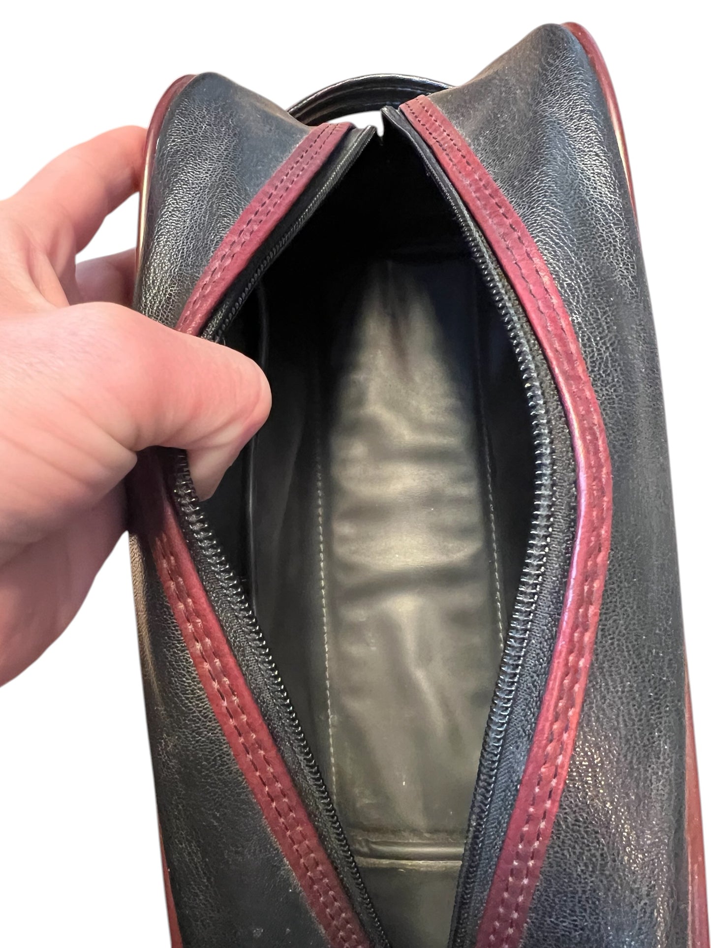 Vintage Pierre Cardin Kulturtasche Leder schwarz weinrot Herren Tasche Reise Kosmetik 80s 90s