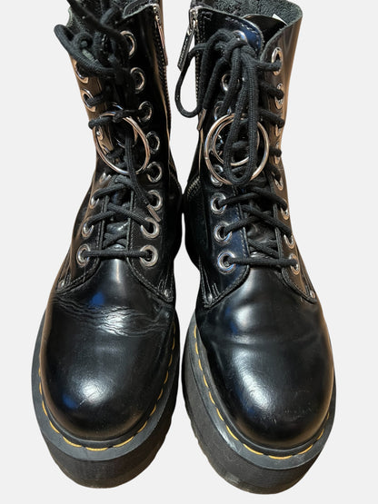 Sara's Choice: Dr. Martens Jadon Max Vegan Platform Boots Stiefel | Gr. 41|  Dark Alternative