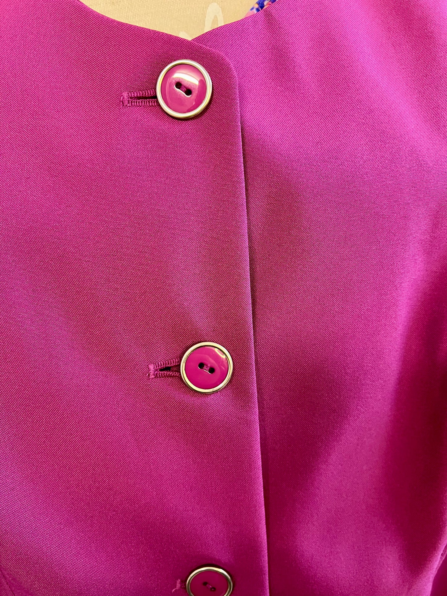 Vintage 90s Blazer Pink Gr. 48 XXL Statement Power Blazer mit pink- silbernen Knöpfen | Y2K Chic