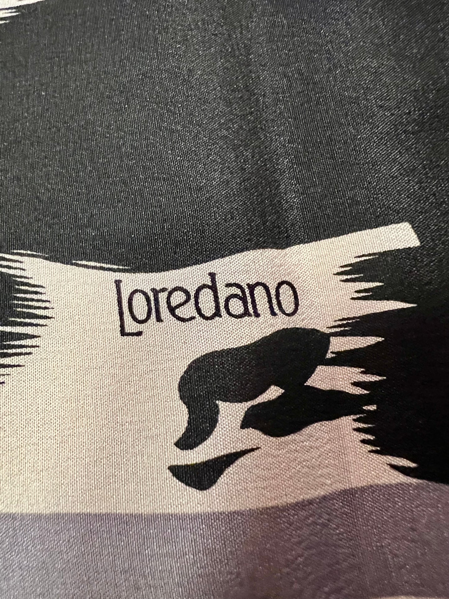 Vintage Loredano Seidentuch 85x85 cm – Leo-Muster Weiß/Grau/Schwarz, großer Leo-Kopf