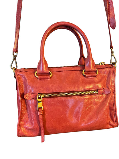 Miu Miu Vitello Shine Schultertasche Himbeer Peonia Leder Designer Bag Original