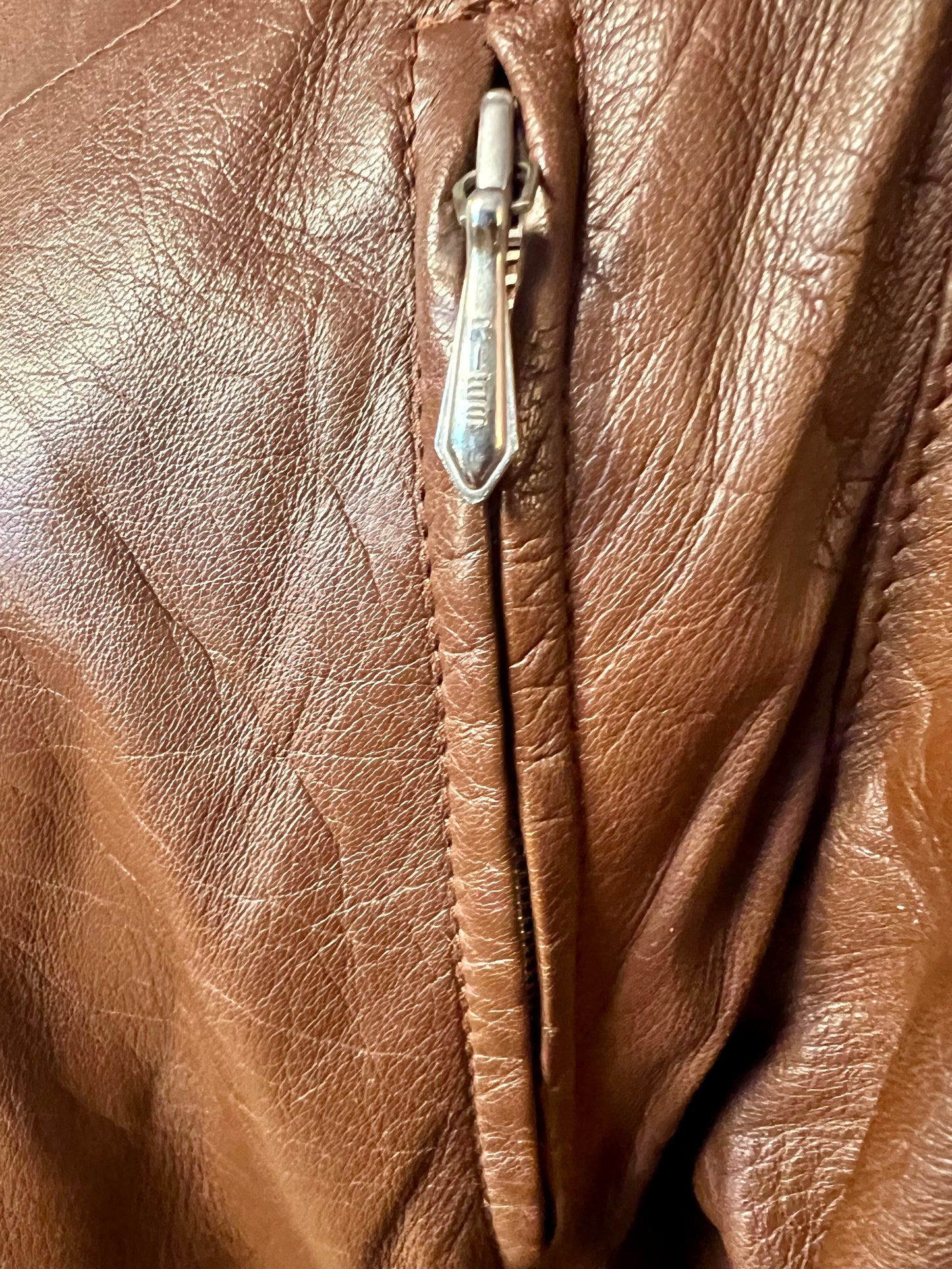 Vintage Ledermantel Cognac Braun Lang | Echtleder Mantel mit Gürtel | Gr. 40 - 42 / M 48 | 90s Retro Trench Mantel Unisex