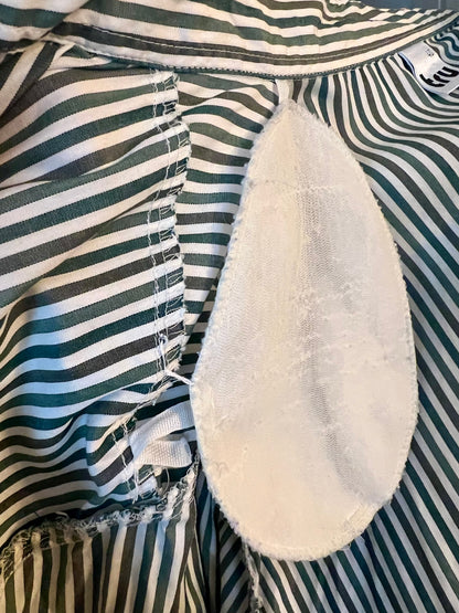 Vintage Tru Bluse Gr. 40 – Weiß mit grünen Streifen | Goldknöpfe | 90s Chic