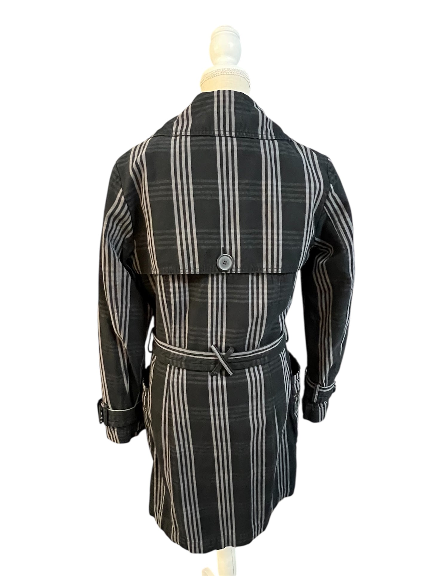 Vintage Y2K Trenchcoat M Schwarz/Grau kariert • Gestepptes Futter • Taillengürtel • EastWest