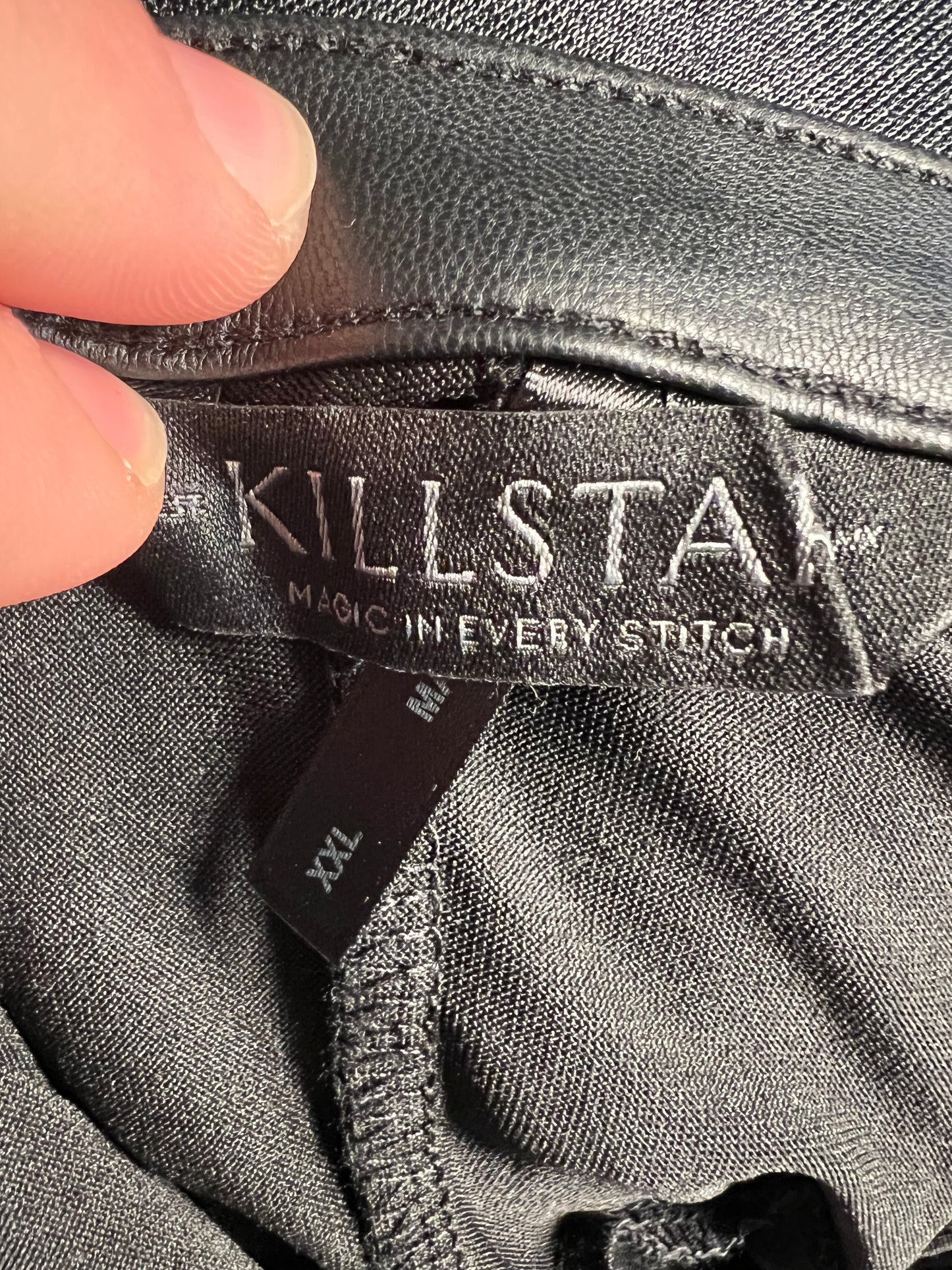 Sara's Choice: Killstar – Träger Kleid Kunstleder Spitze schwarz| Gr. XXL 46 48 | Dark Alternative